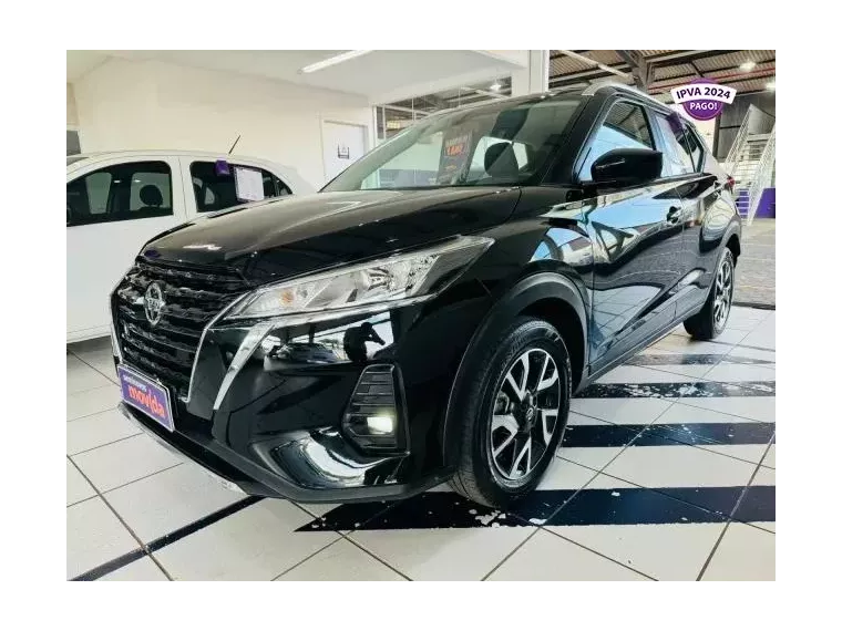 Nissan Kicks Preto 4