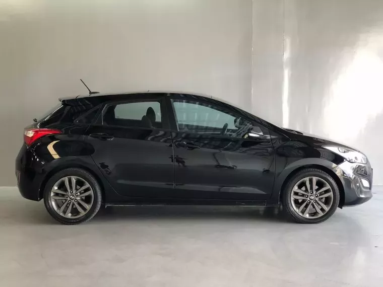 Hyundai I30 Preto 14