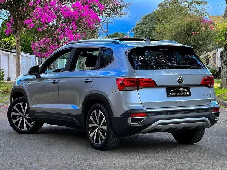 Volkswagen Taos Prata 18