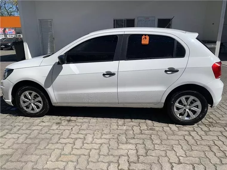 Volkswagen Gol Branco 8