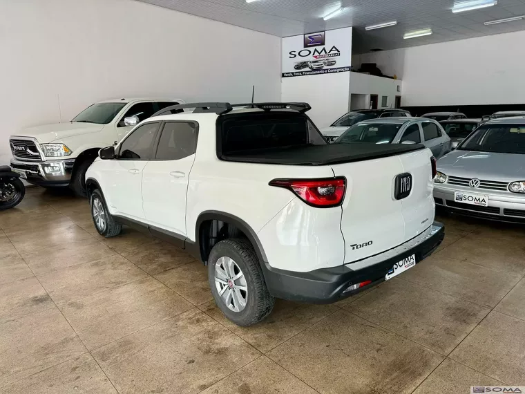 Fiat Toro Branco 6