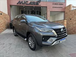 Toyota Hilux SW4