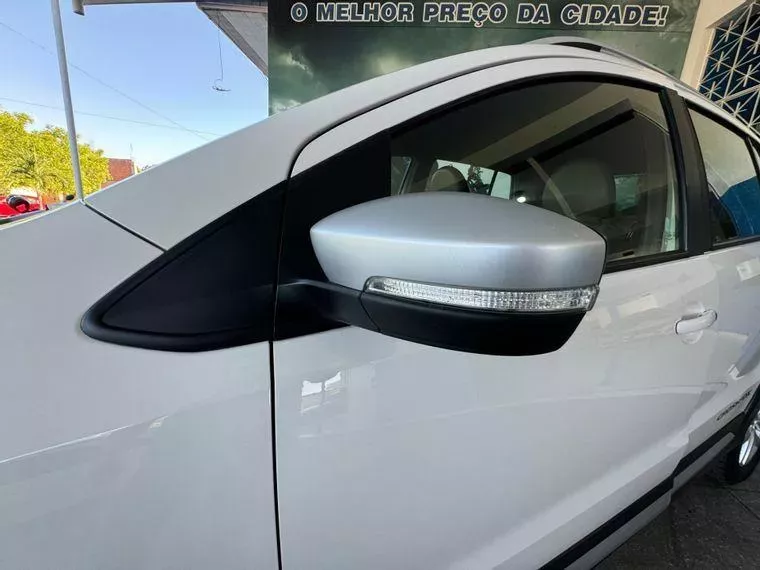 Volkswagen Crossfox Branco 13