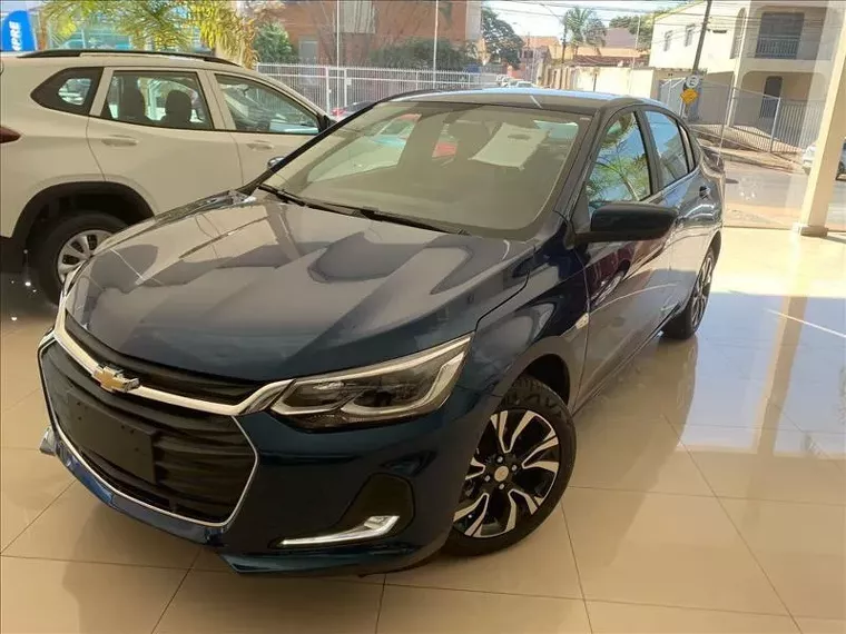 Chevrolet Onix Azul 4