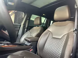Jeep Commander