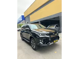 Toyota Hilux SW4