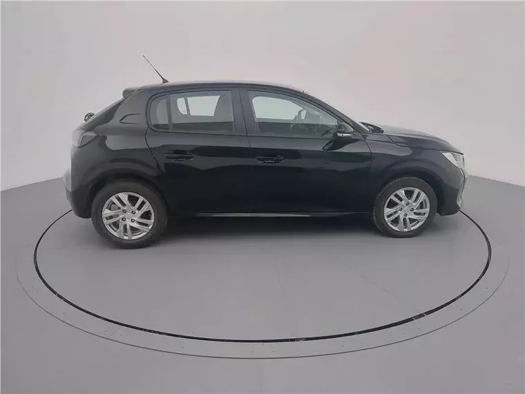 Peugeot 208 Preto 12