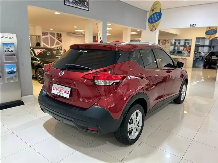 Nissan Kicks Vermelho 11