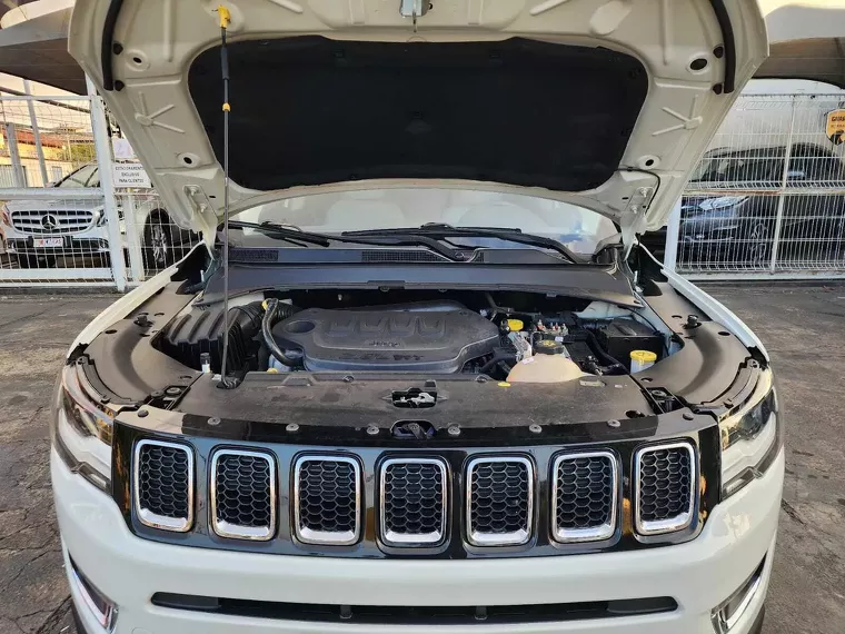 Jeep Compass Branco 21