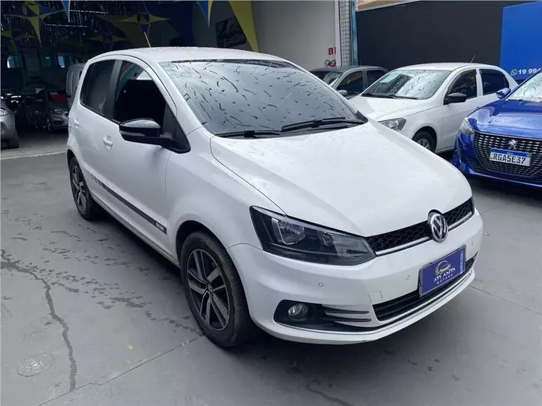 Volkswagen Fox Branco 4