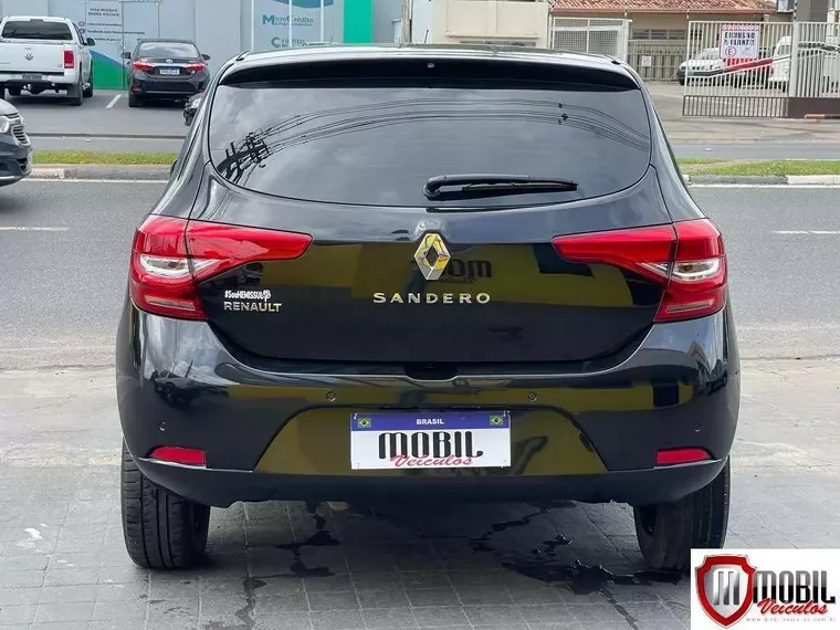 Renault Sandero Preto 6