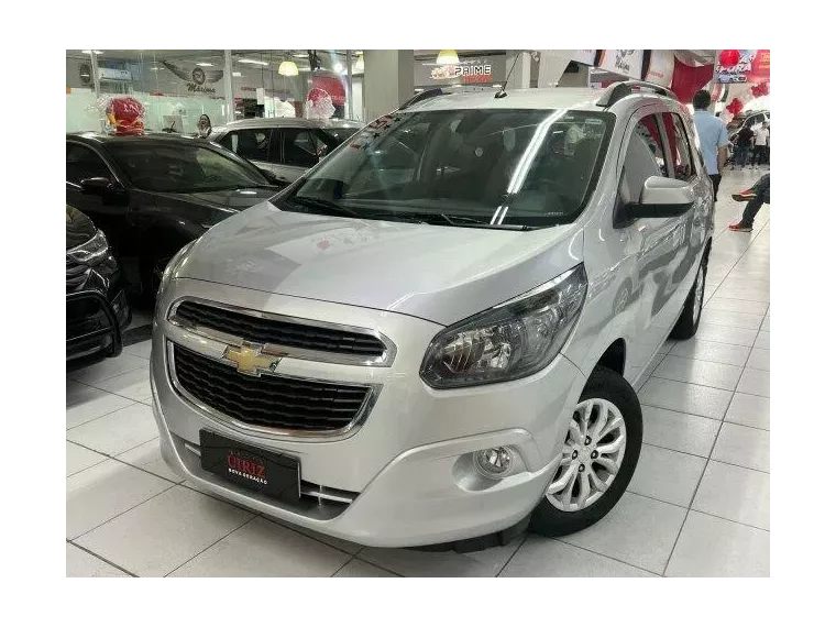 Chevrolet Spin Prata 6