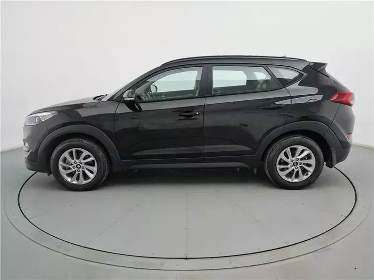 Hyundai Tucson Preto 17