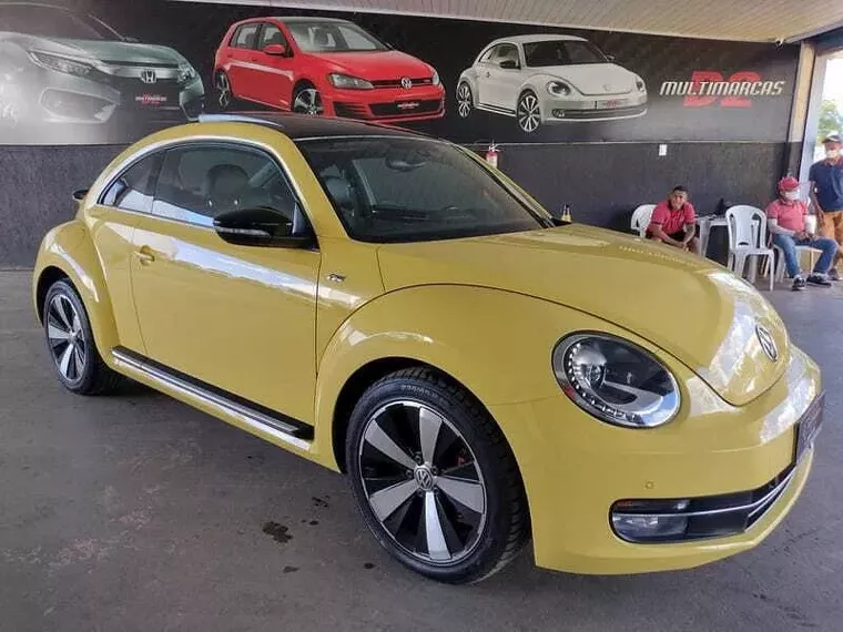 Volkswagen Fusca Amarelo 1