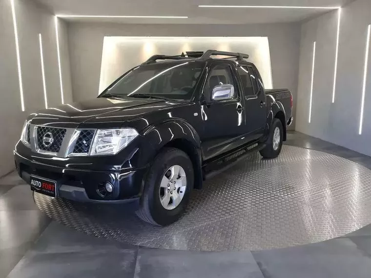 Nissan Frontier Preto 1