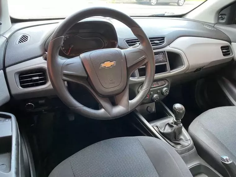 Chevrolet Prisma Branco 15