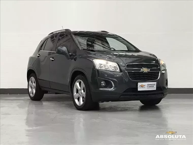 Chevrolet Tracker Cinza 6