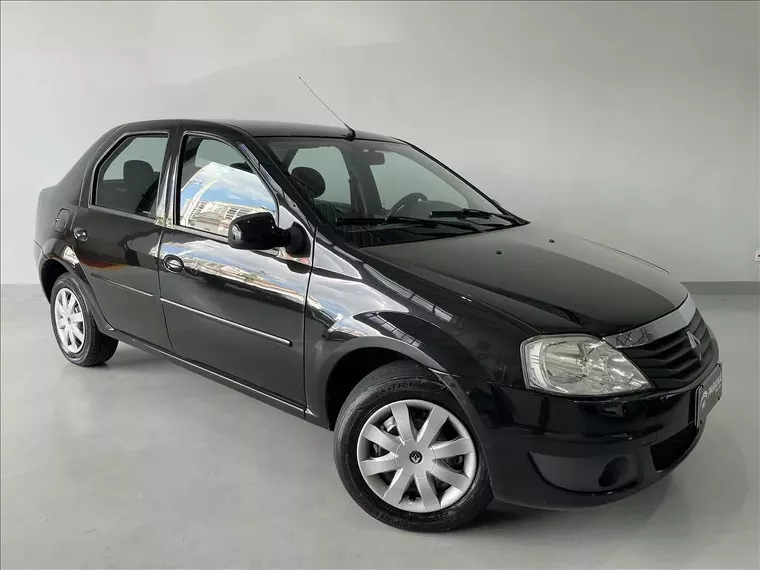 Renault Logan Preto 8