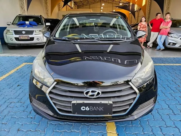 Hyundai HB20 Preto 9