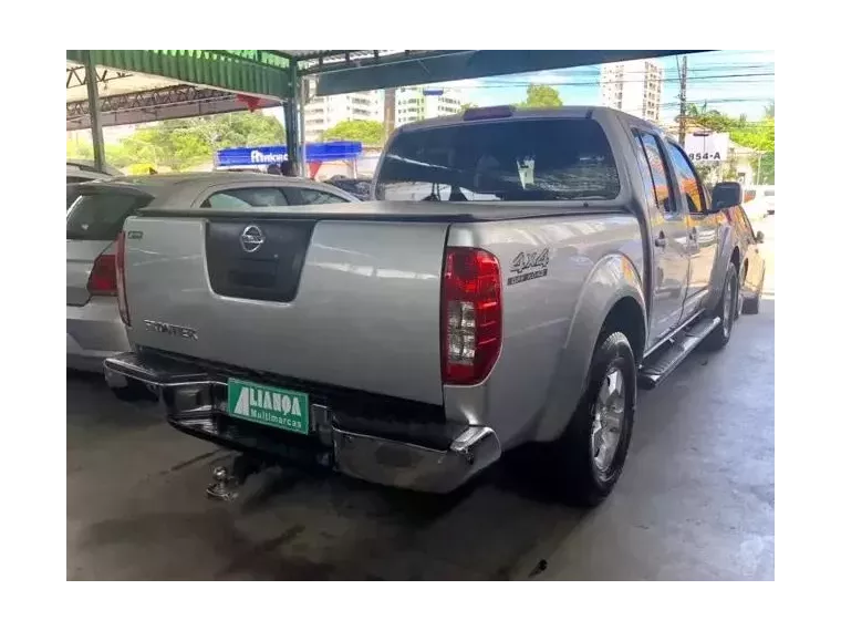 Nissan Frontier Prata 9