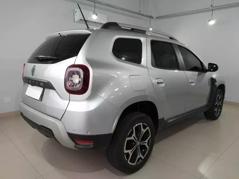 Renault Duster Prata 3