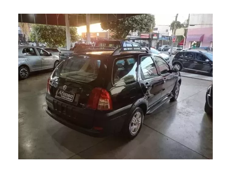 Fiat Palio Weekend Preto 5