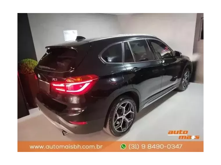 BMW X1 Preto 8