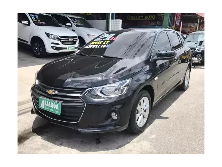 Chevrolet Onix Preto 5