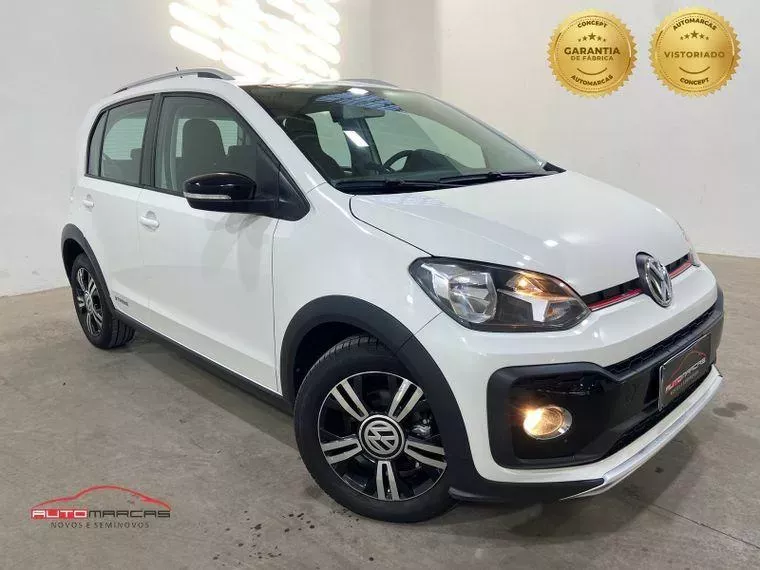 Volkswagen UP Branco 11