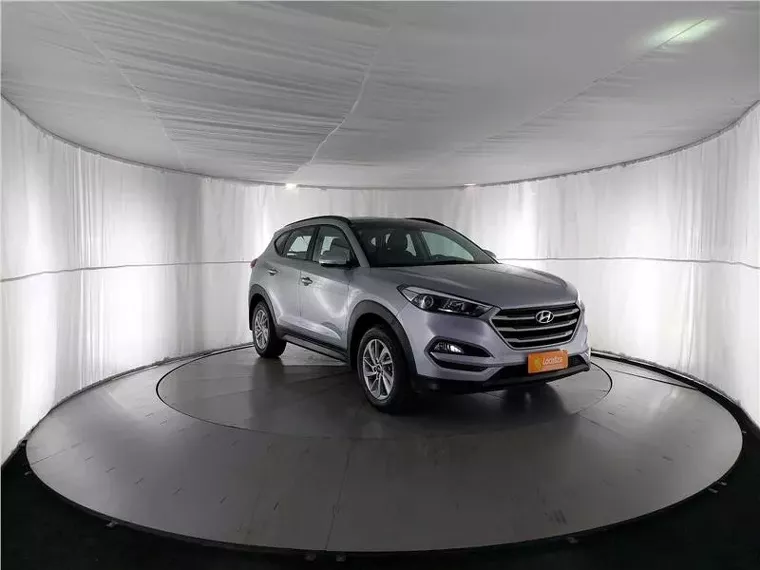 Hyundai Tucson Prata 3