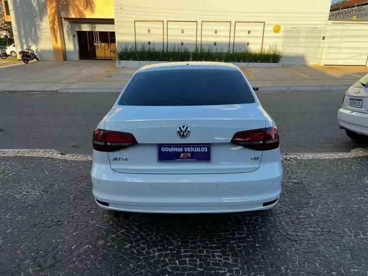 Volkswagen Jetta Branco 7