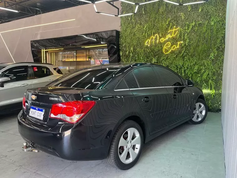 Chevrolet Cruze Preto 9