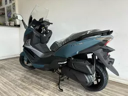 Dafra Cruisym