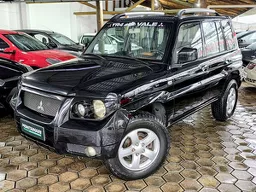 Mitsubishi Pajero TR4