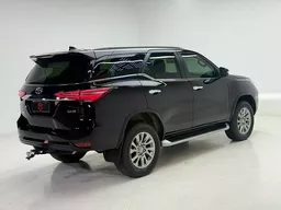 Toyota Hilux SW4