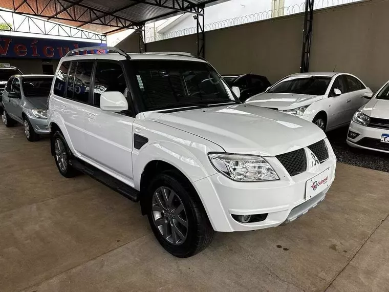 Mitsubishi Pajero TR4 Branco 4