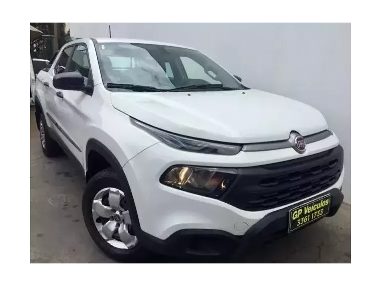 Fiat Toro Branco 1