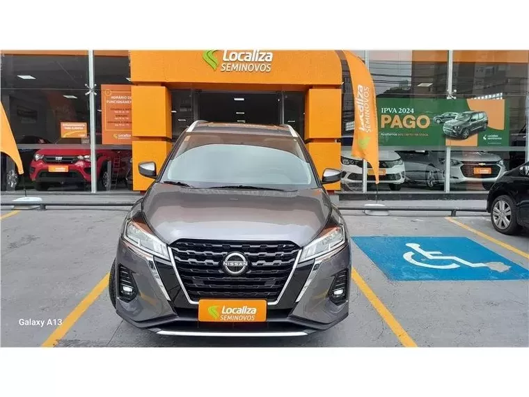 Nissan Kicks Cinza 6