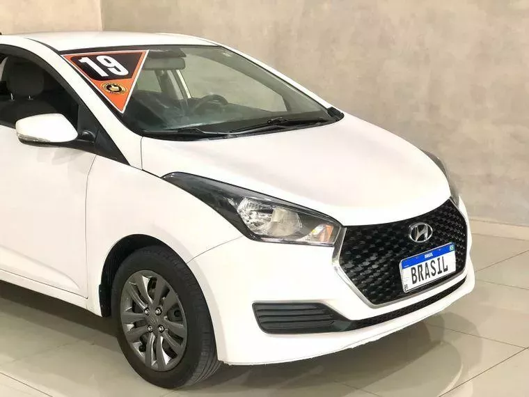 Hyundai HB20S Branco 14