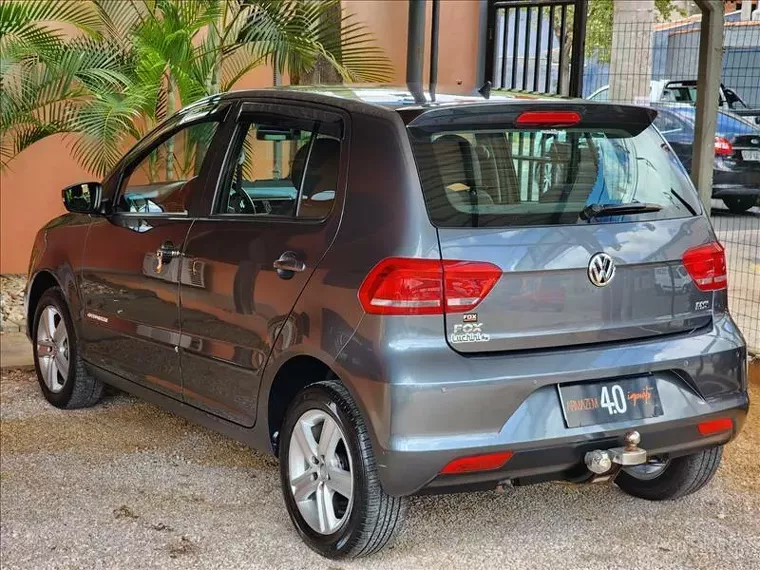 Volkswagen Fox Cinza 12