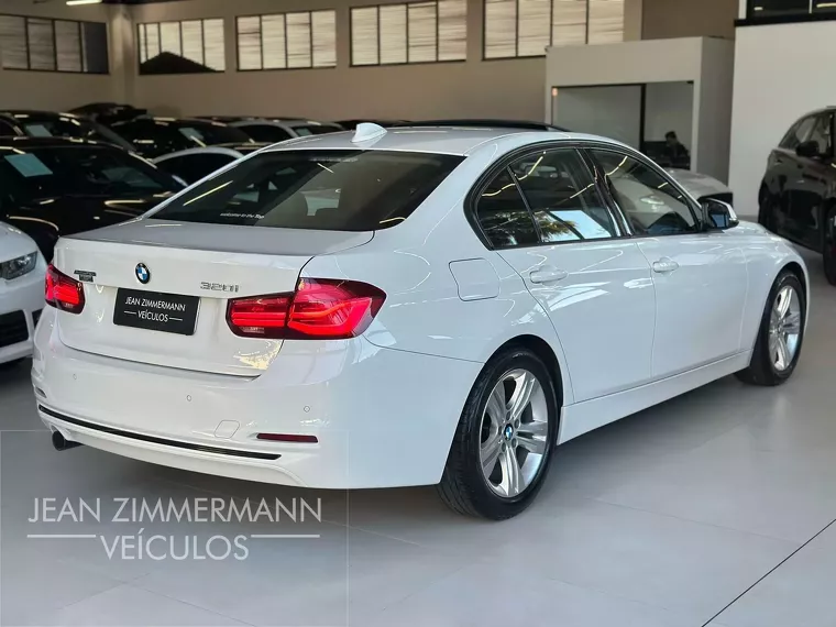 Foto do carro