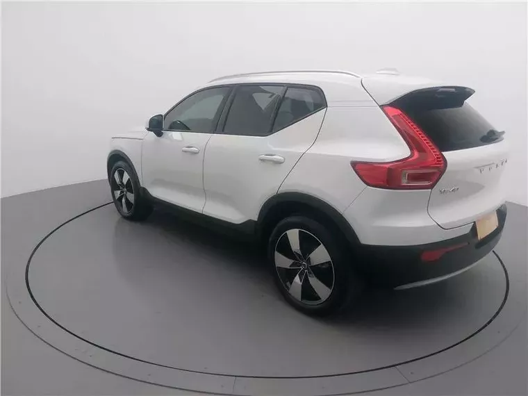 Volvo XC40 Branco 8