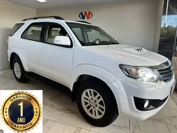 Toyota Hilux SW4