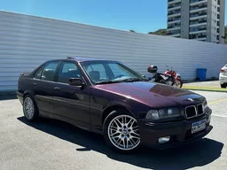 BMW 325i