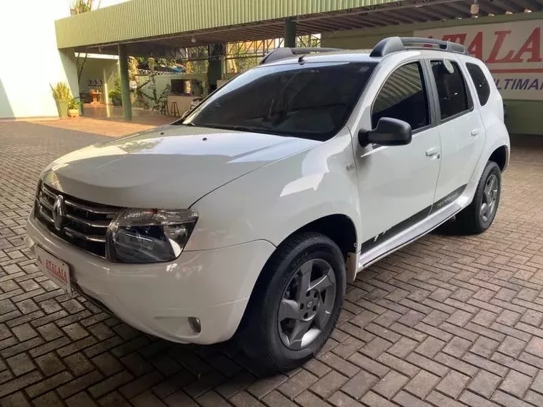 Renault Duster Branco 14