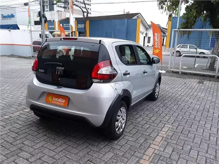 Fiat Mobi Prata 2