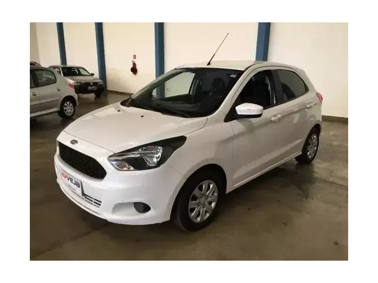 Ford KA Branco 4