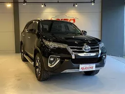 Toyota Hilux SW4