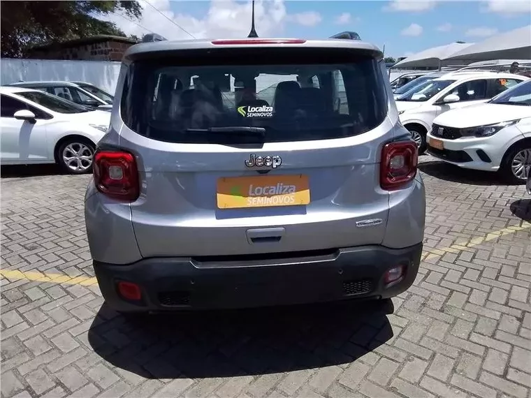 Jeep Renegade Prata 7