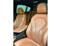 BMW 530i